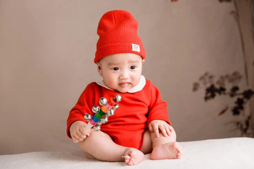 海盐六个月宝宝总是摇头 海盐六个月宝宝总是摇头